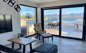 Luxury Beach Villa Vir / Apartments
